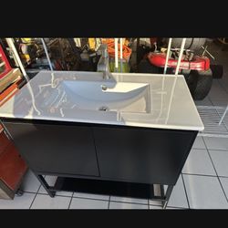 Mueble Con Lavabo Llave Y Concciones