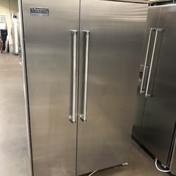 Viking 48” Stainless Steel Built In Refrigerator 5 Series 