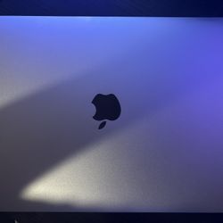 2016 MacBook Pro – 13” – 256GB