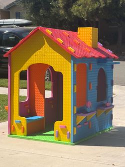Build Fun Foam House