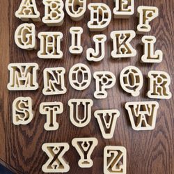 ALPHABET LETTERS: Plastic, all 26 pc’s, for Crafts or small Cookies, New but old