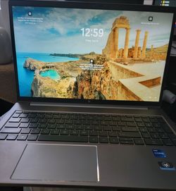 HP Laptop 15u G6 and 15.6 G9