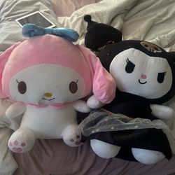 SANRIO BIG  20 inch my melody and kuromi plushies for sale brand new 