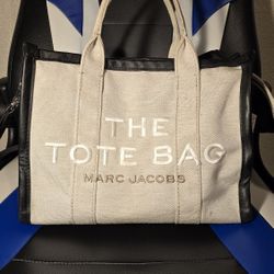 THE TOTE BAG  MARC JACOBS 
