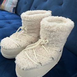 Michael Kors Women's Zelda Sherpa & Suede Boots 
