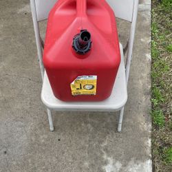 Brand New 5 Gallon Gas Can