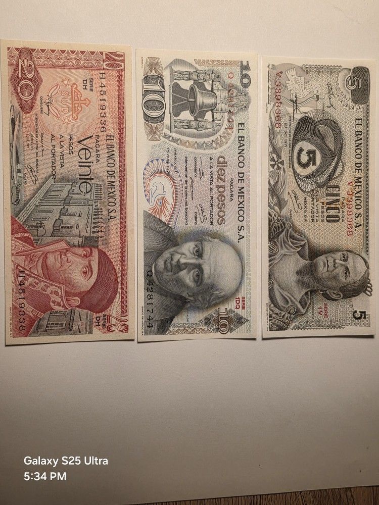 70's & 80's Mexican Banknotes