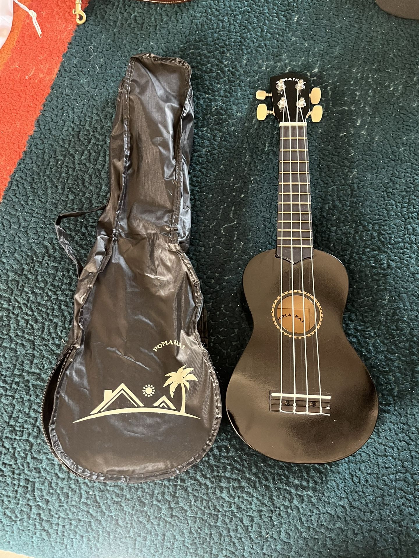 Ukulele - Pomaikai