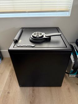 SentrySafe Combination Safe