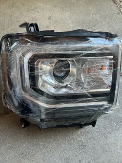 RH, LED,Head light, para sierra del 2016 al 2018 nunca se ha Husado,