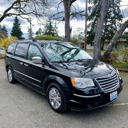 2008 Chrysler Town & Country