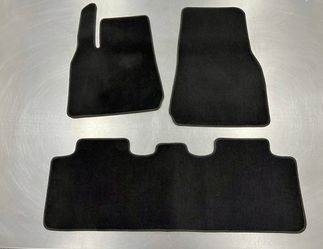 Tesla Model Y Floor Mats