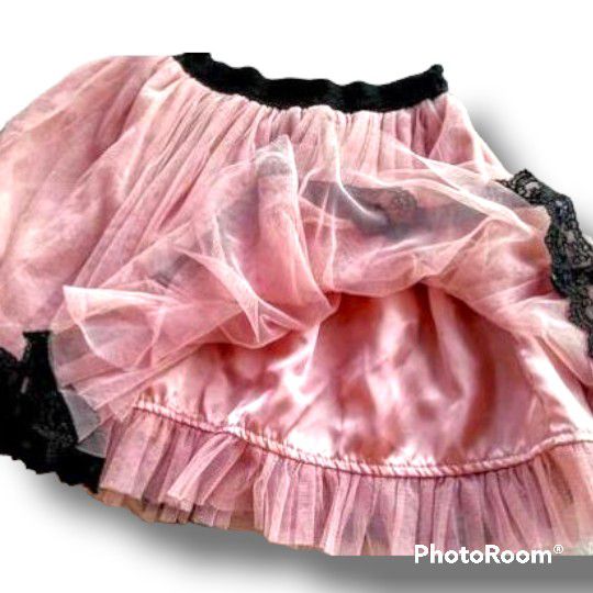 Popatu Tulle Skirt with Black Lace Trim 