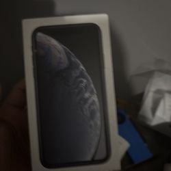 iPhone Xr Box
