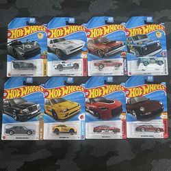Hot Wheels Bundle (8 Cars) – Porsche, Nissan, Mercedes + More