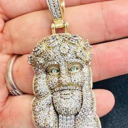 14k Yellow Gold Large  Jesus Face Pendant Charm 2.5”  Weights 23.7 Grams 