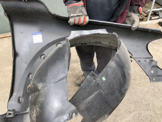 OEM Used Volvo Part Front fender