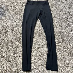 Women’s booty scrunch black leggings. Size medium