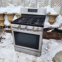 30in " Samsung " Gas Stove In Mint Condition For Only $125