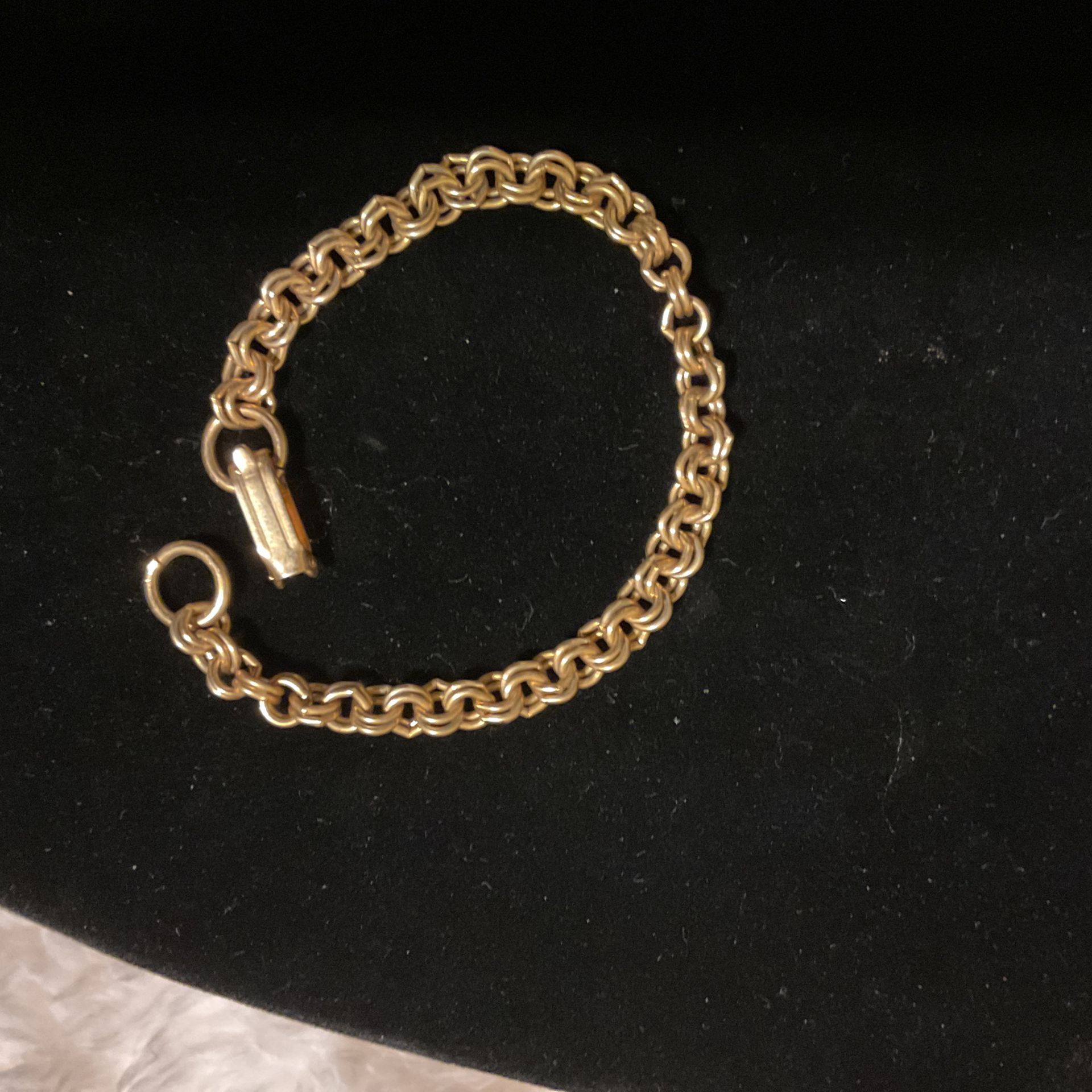 Gold Double Link Bracelet 