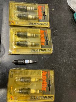 7 Autolite Platinum Ap25DP2 spark plug