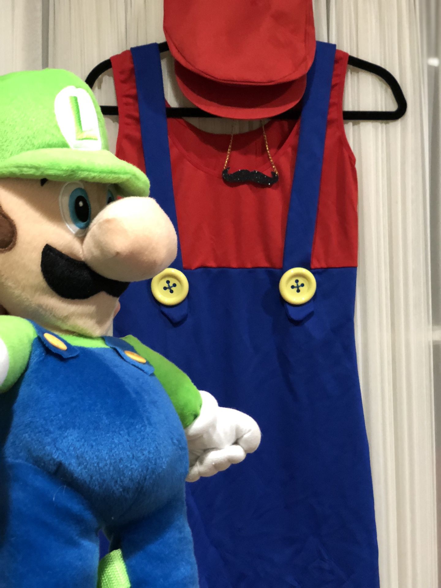 Mario women’s Halloween costume Luigi backpack