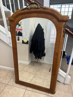 Vintage Beautiful Decoritive Mirror