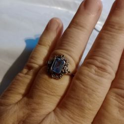 Blue Topaz Ring Sterling Silver.925 Size 7.5