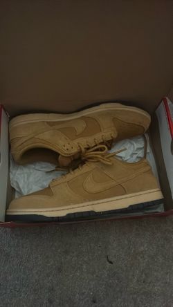 NIKE DUNK LOW RETRO SE