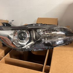 Toyota Camry From R/ Light 