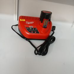 Milwaukee New Charger More Battery 2.0