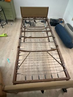 Hospital bed electric