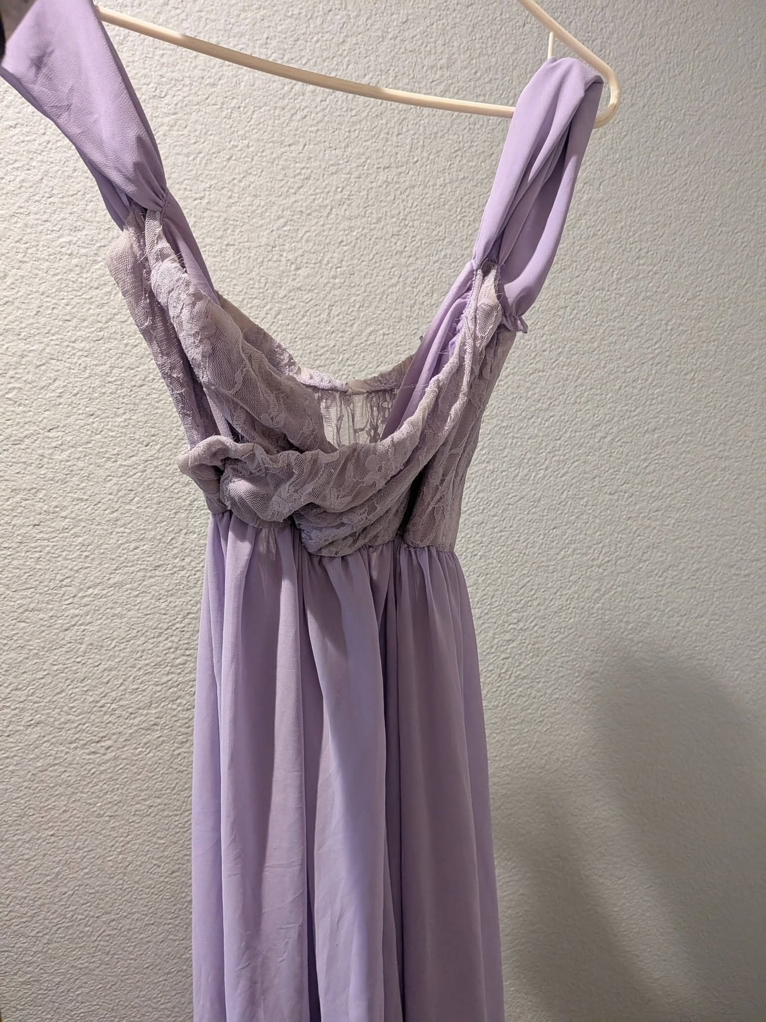 Purple maternity photo shoot dress