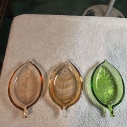 3 Vintage Leaf Glass Trinkets Or Candy Dishes 
