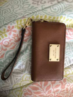 Michael Kors wallet