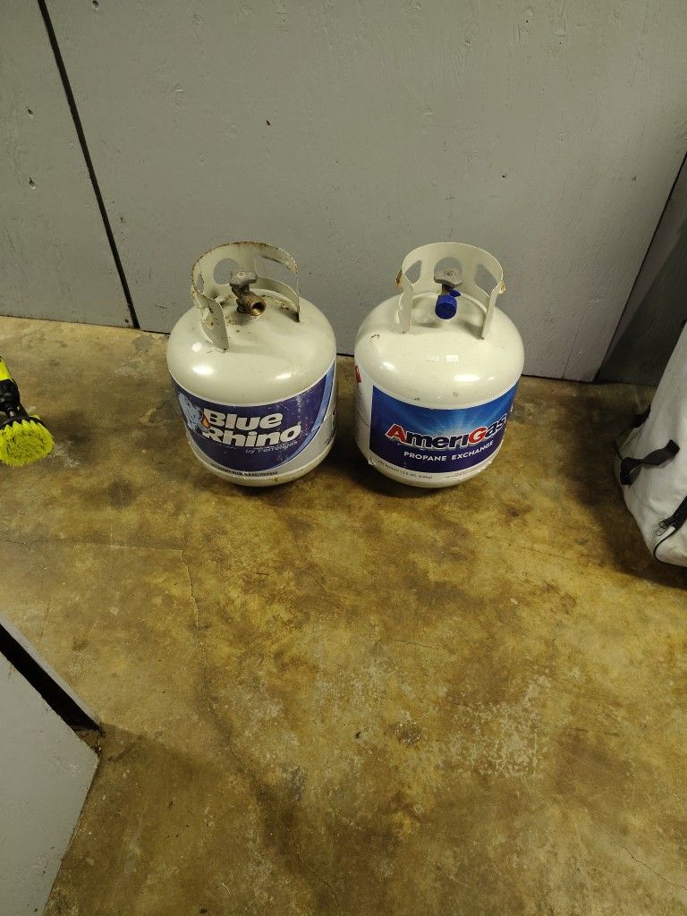Full Propane Tank