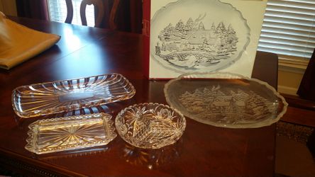 Serving pieces, christmas platter