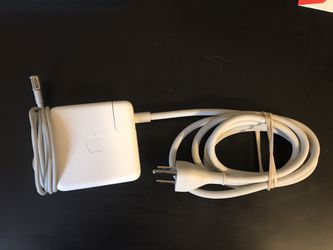 Apple Mac laptop charger