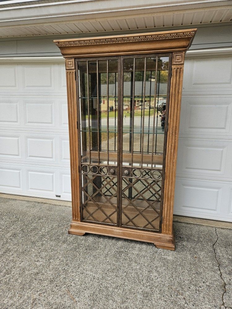Drexel Bel-Air Curio Cabinet Display China