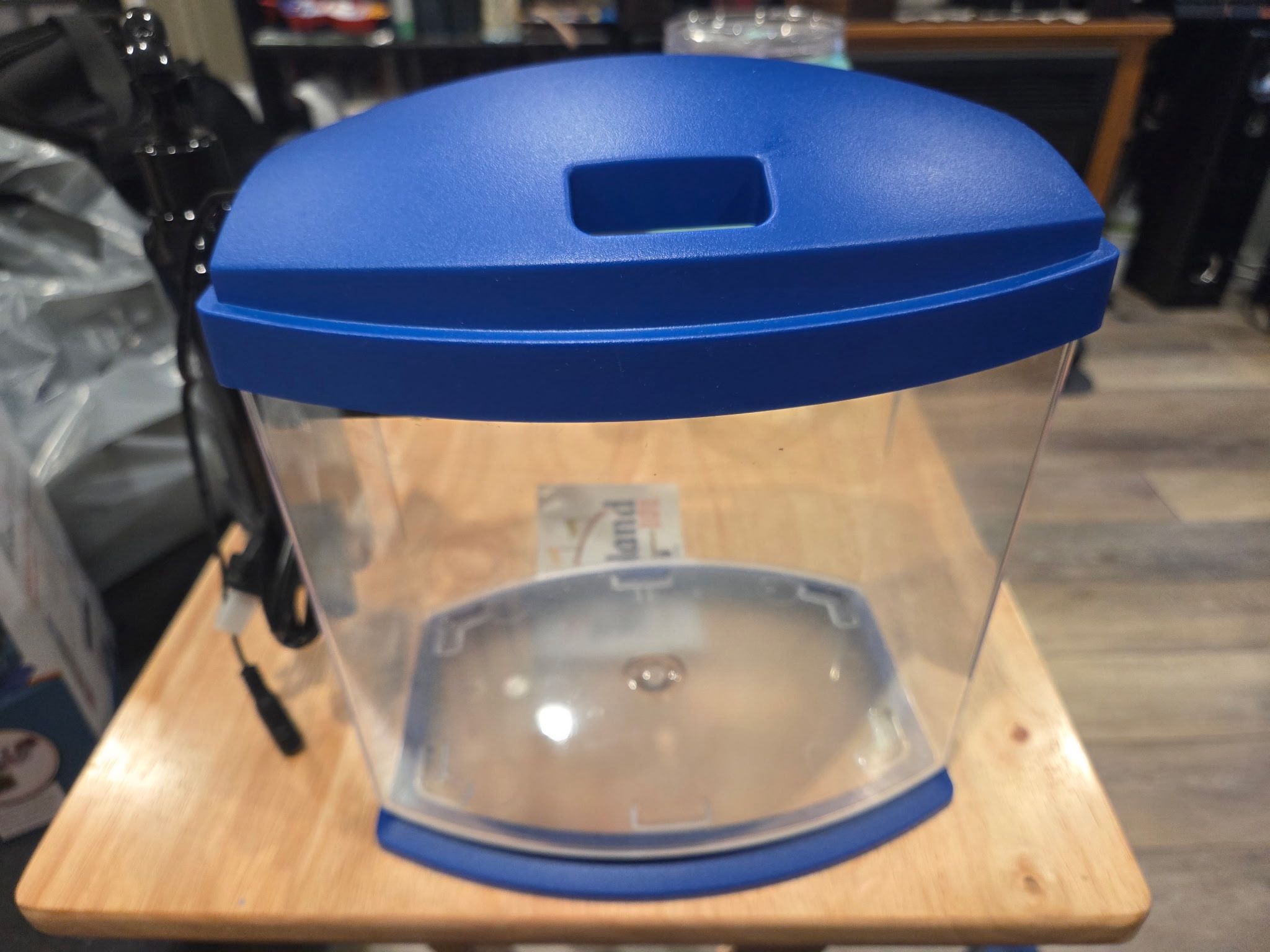 2.5 Gallon Fish Tank