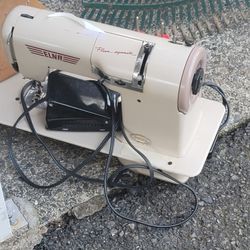 Elna Sewing Machine Works Great! And Antique Sewing  Table 