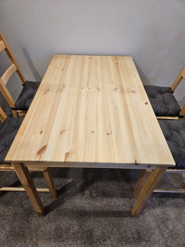 Dining Table Set