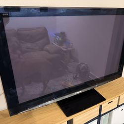 58" Panasonic Tv
