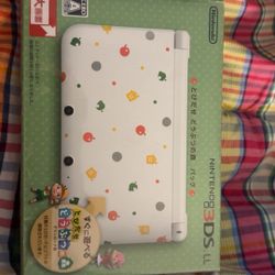 Japanese Animal Crossing 3ds LL (MODDED WITH NA REGION SWAP SEE DESC)