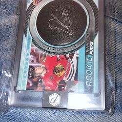 Autographed Hockey Puc Card