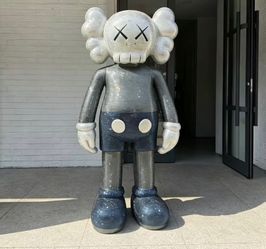 Kaws art sculpture statue furniture decor iPhone Halloween