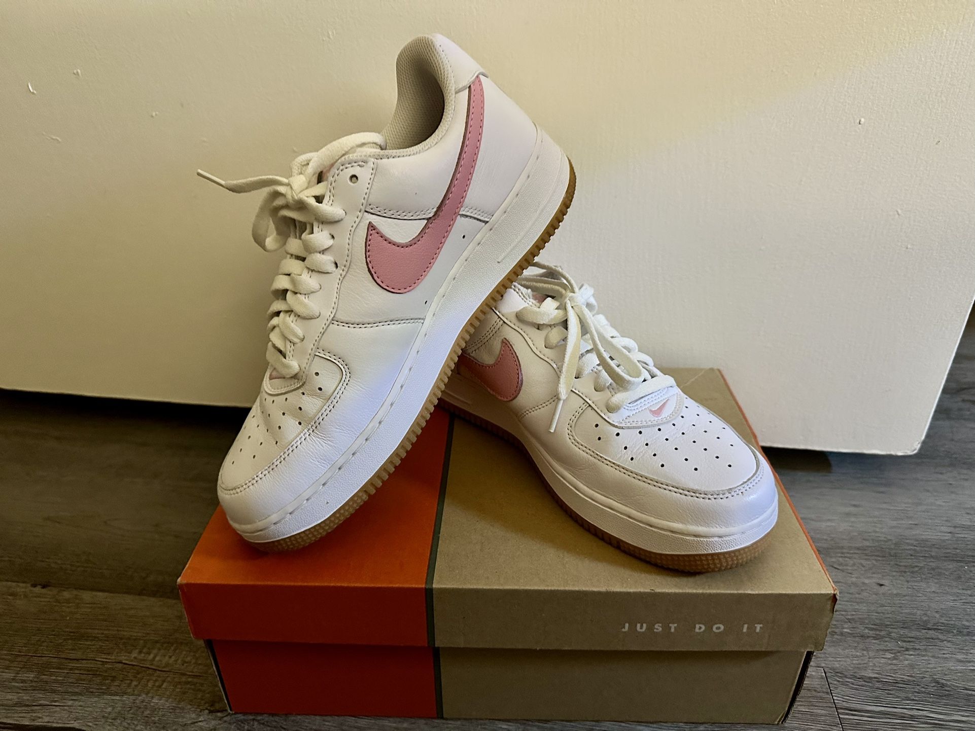 Nike Air Force 1