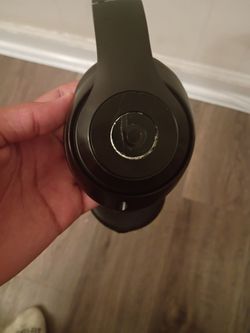Beats Over-Ear Headphones Matte Black