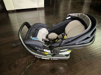 Graco baby car seat