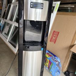 Glacier Bay Bottom Load Water Dispenser in Stainless Steel